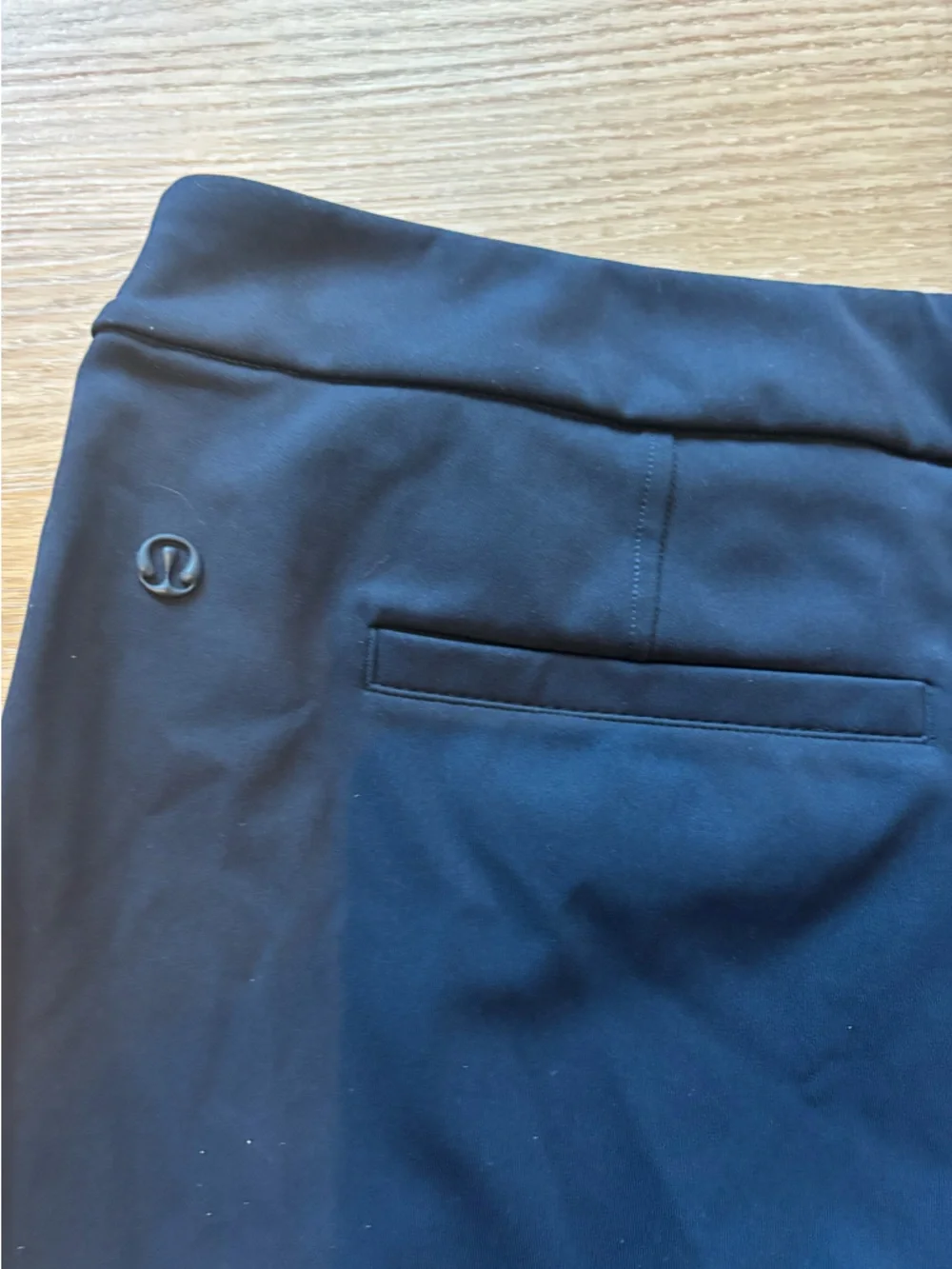 Lululemon Women’s Tapered Luxtreme Pants Cropped Size Large Navy LW5FWDS - Picture 6 of 9